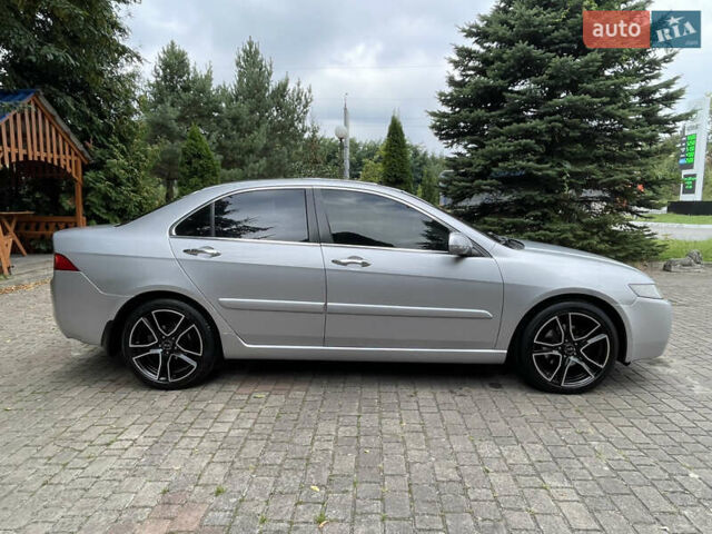 Сірий Хонда Аккорд, об'ємом двигуна 2.4 л та пробігом 246 тис. км за 5470 $, фото 34 на Automoto.ua