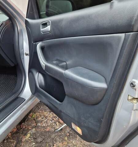 Серый Хонда Аккорд, объемом двигателя 2 л и пробегом 273 тыс. км за 5700 $, фото 2 на Automoto.ua