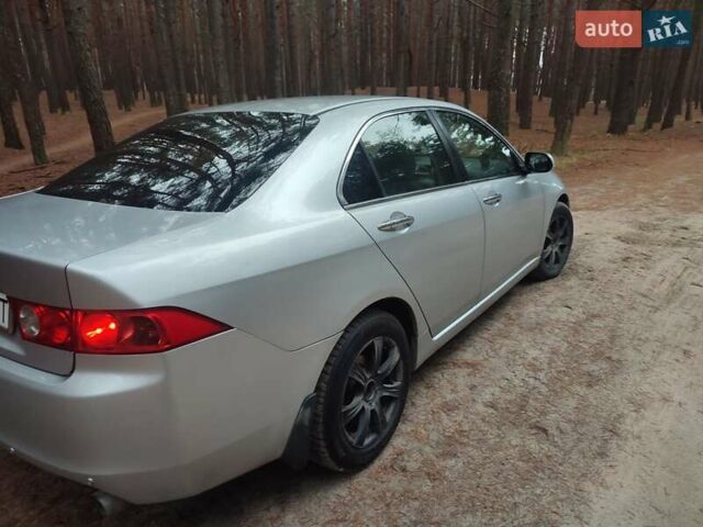 Серый Хонда Аккорд, объемом двигателя 2 л и пробегом 232 тыс. км за 5500 $, фото 3 на Automoto.ua
