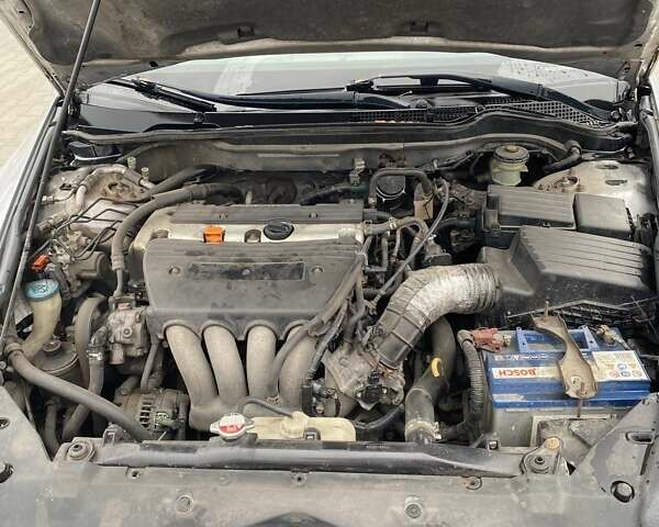 Сірий Хонда Аккорд, об'ємом двигуна 2.4 л та пробігом 322 тис. км за 4999 $, фото 2 на Automoto.ua