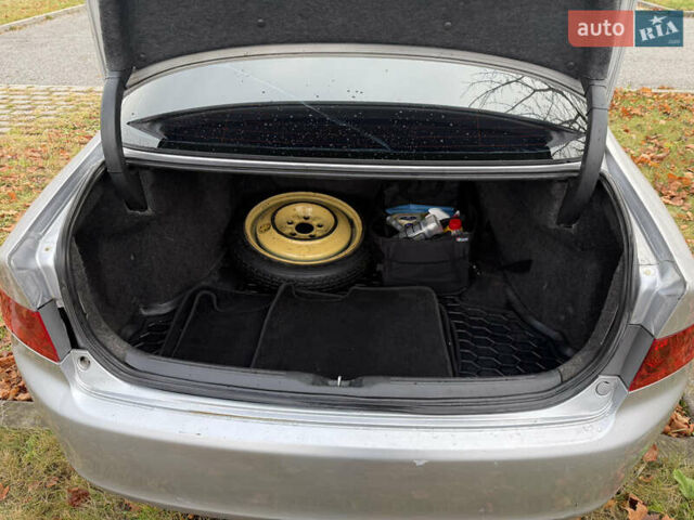 Серый Хонда Аккорд, объемом двигателя 2 л и пробегом 237 тыс. км за 4200 $, фото 22 на Automoto.ua