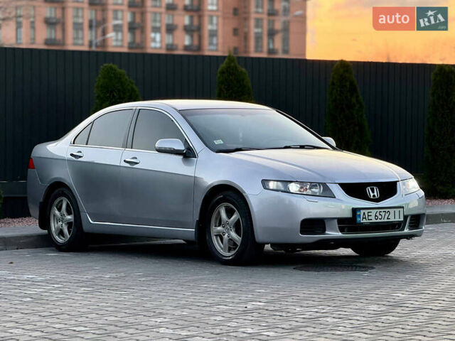 Серый Хонда Аккорд, объемом двигателя 2 л и пробегом 160 тыс. км за 5800 $, фото 1 на Automoto.ua