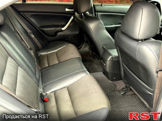 Сірий Хонда Аккорд, об'ємом двигуна 2.2 л та пробігом 300 тис. км за 5000 $, фото 12 на Automoto.ua