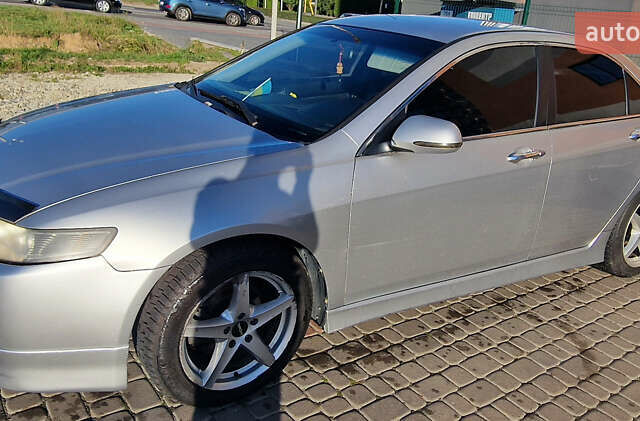 Сірий Хонда Аккорд, об'ємом двигуна 2.4 л та пробігом 225 тис. км за 5500 $, фото 6 на Automoto.ua