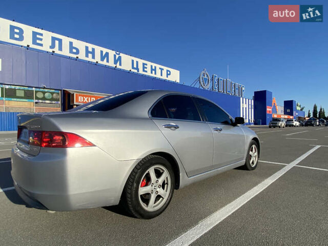 Сірий Хонда Аккорд, об'ємом двигуна 2.2 л та пробігом 344 тис. км за 6100 $, фото 4 на Automoto.ua
