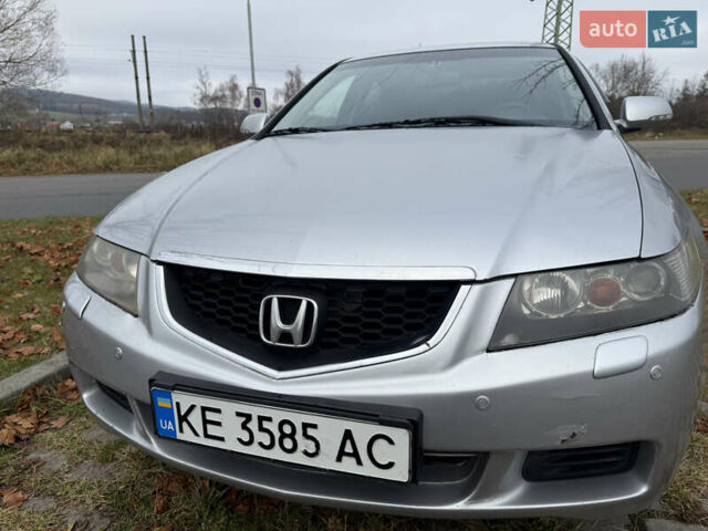 Серый Хонда Аккорд, объемом двигателя 2 л и пробегом 237 тыс. км за 4200 $, фото 7 на Automoto.ua