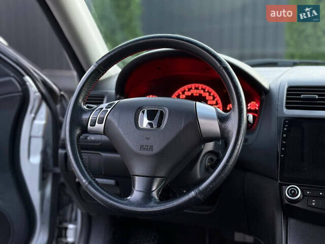 Серый Хонда Аккорд, объемом двигателя 2 л и пробегом 160 тыс. км за 5800 $, фото 14 на Automoto.ua