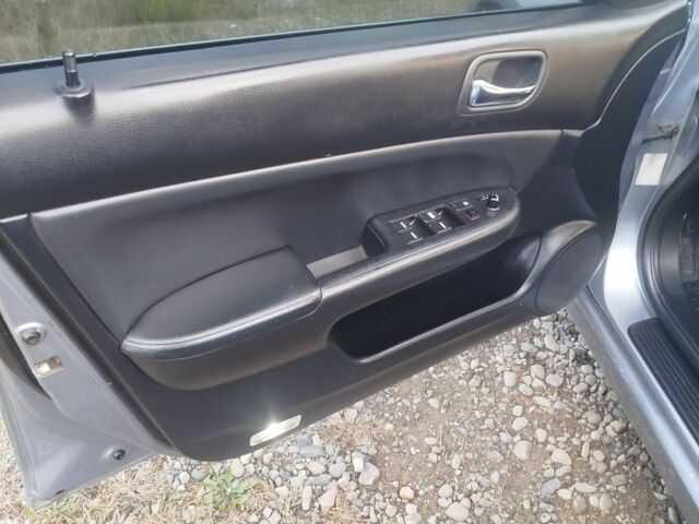 Сірий Хонда Аккорд, об'ємом двигуна 2.4 л та пробігом 250 тис. км за 5500 $, фото 18 на Automoto.ua