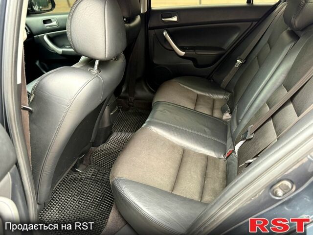 Сірий Хонда Аккорд, об'ємом двигуна 2.2 л та пробігом 300 тис. км за 5000 $, фото 11 на Automoto.ua