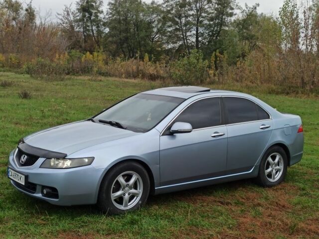 Сірий Хонда Аккорд, об'ємом двигуна 2.4 л та пробігом 300 тис. км за 6000 $, фото 2 на Automoto.ua