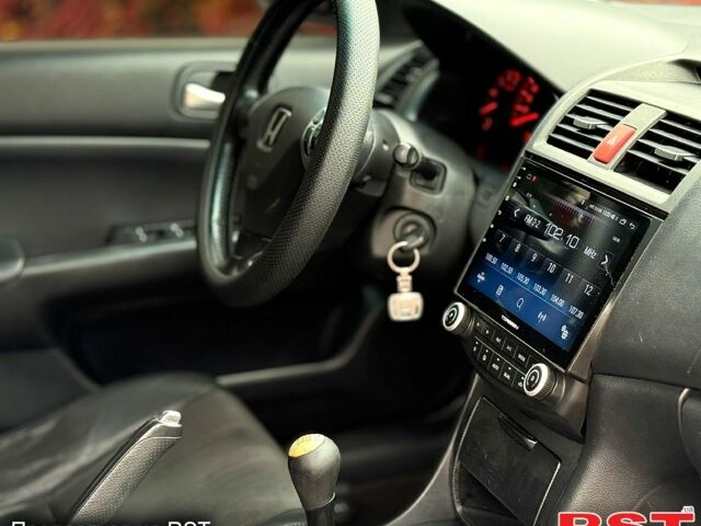 Сірий Хонда Аккорд, об'ємом двигуна 2.2 л та пробігом 300 тис. км за 5000 $, фото 9 на Automoto.ua