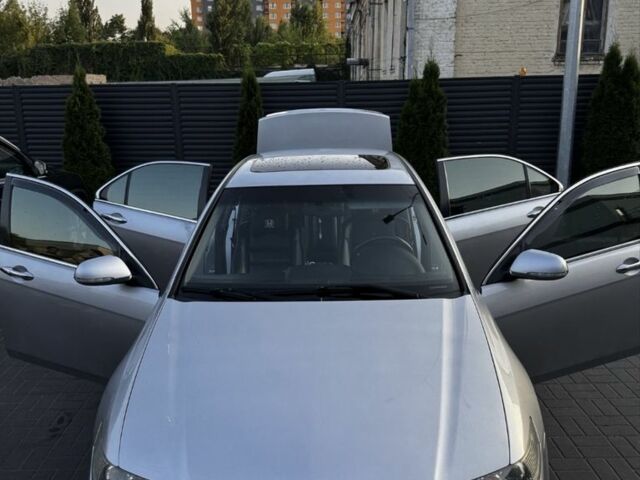 Серый Хонда Аккорд, объемом двигателя 2.4 л и пробегом 390 тыс. км за 5500 $, фото 2 на Automoto.ua