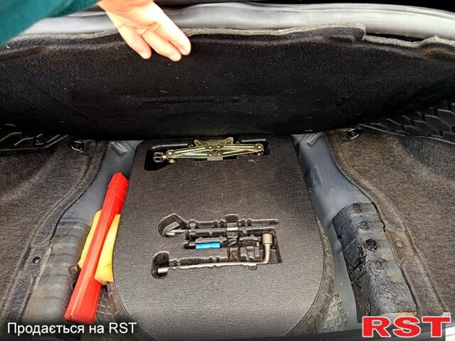 Серый Хонда Аккорд, объемом двигателя 2.4 л и пробегом 239 тыс. км за 7500 $, фото 6 на Automoto.ua