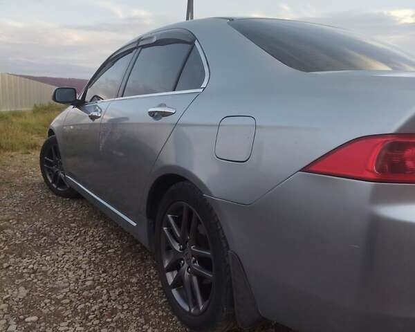 Серый Хонда Аккорд, объемом двигателя 2.4 л и пробегом 250 тыс. км за 5500 $, фото 5 на Automoto.ua