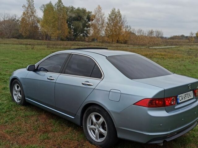 Сірий Хонда Аккорд, об'ємом двигуна 2.4 л та пробігом 300 тис. км за 6000 $, фото 3 на Automoto.ua