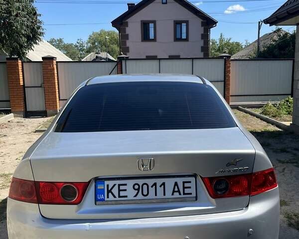 Серый Хонда Аккорд, объемом двигателя 2 л и пробегом 283 тыс. км за 6000 $, фото 2 на Automoto.ua