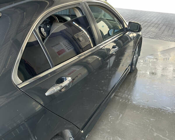 Серый Хонда Аккорд, объемом двигателя 2.4 л и пробегом 277 тыс. км за 5300 $, фото 3 на Automoto.ua