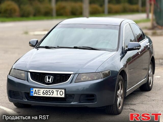 Сірий Хонда Аккорд, об'ємом двигуна 2.2 л та пробігом 300 тис. км за 5000 $, фото 1 на Automoto.ua
