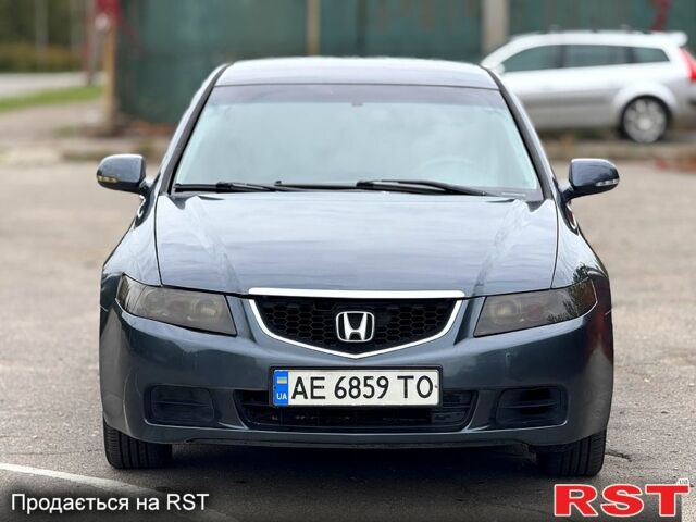 Сірий Хонда Аккорд, об'ємом двигуна 2.2 л та пробігом 300 тис. км за 5000 $, фото 2 на Automoto.ua