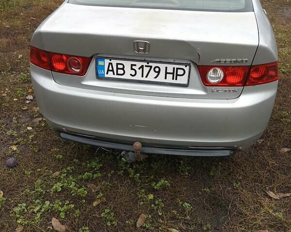 Серый Хонда Аккорд, объемом двигателя 2.2 л и пробегом 284 тыс. км за 4000 $, фото 7 на Automoto.ua