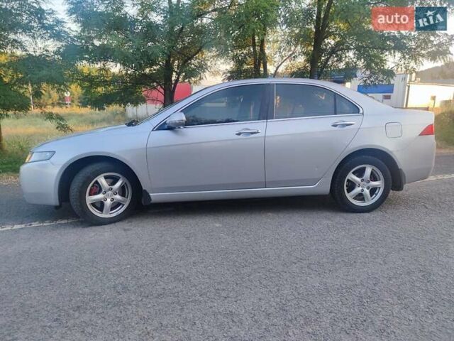 Серый Хонда Аккорд, объемом двигателя 2.2 л и пробегом 330 тыс. км за 4700 $, фото 21 на Automoto.ua