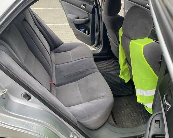 Сірий Хонда Аккорд, об'ємом двигуна 2.4 л та пробігом 322 тис. км за 4999 $, фото 3 на Automoto.ua
