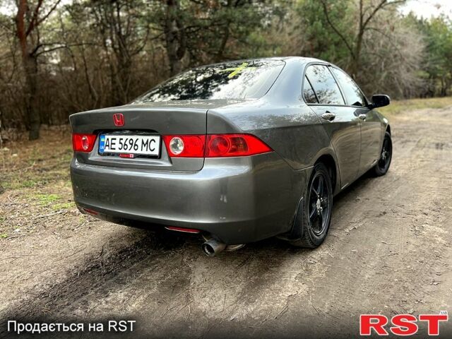 Сірий Хонда Аккорд, об'ємом двигуна 2 л та пробігом 376 тис. км за 6299 $, фото 2 на Automoto.ua