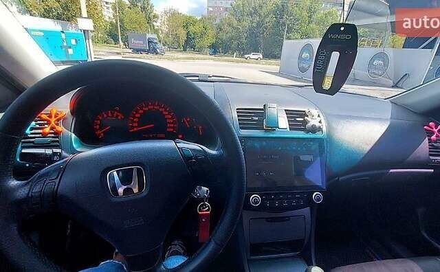 Серый Хонда Аккорд, объемом двигателя 2.4 л и пробегом 430 тыс. км за 6400 $, фото 4 на Automoto.ua