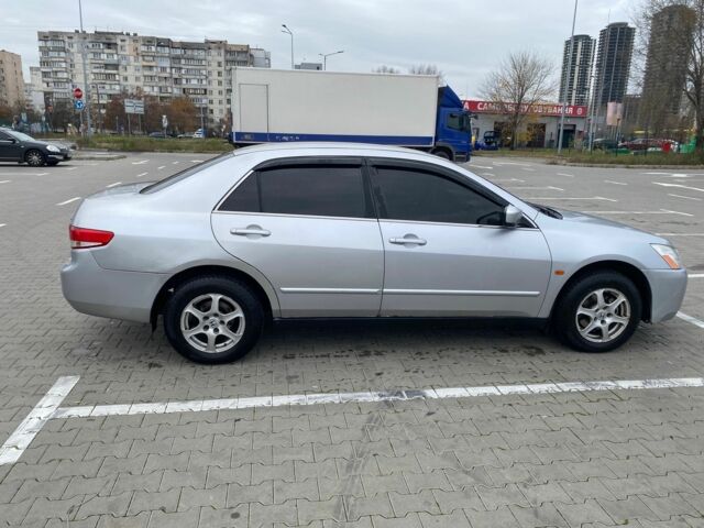 Сірий Хонда Аккорд, об'ємом двигуна 2.4 л та пробігом 320 тис. км за 4999 $, фото 6 на Automoto.ua