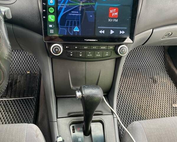 Сірий Хонда Аккорд, об'ємом двигуна 2.4 л та пробігом 322 тис. км за 4999 $, фото 5 на Automoto.ua