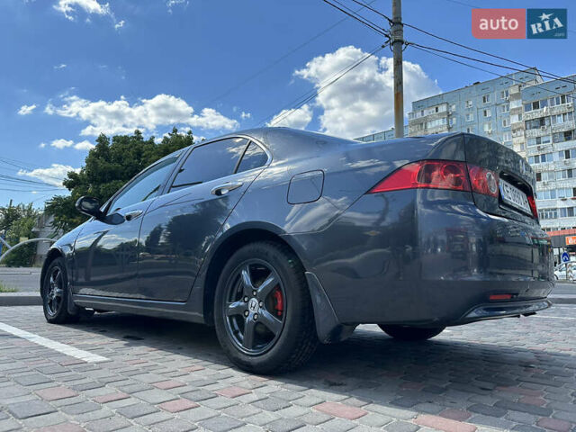 Серый Хонда Аккорд, объемом двигателя 2.2 л и пробегом 369 тыс. км за 6000 $, фото 14 на Automoto.ua