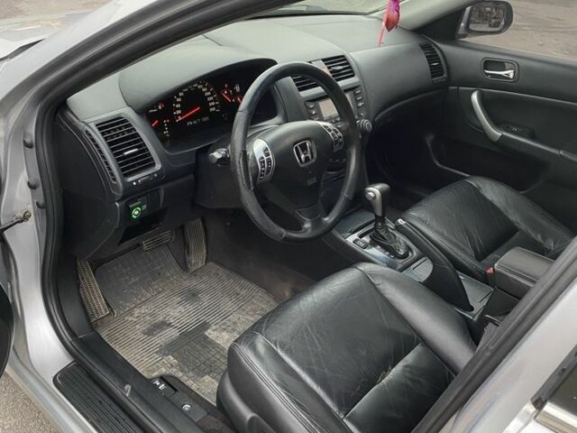 Серый Хонда Аккорд, объемом двигателя 2.4 л и пробегом 276 тыс. км за 5199 $, фото 7 на Automoto.ua