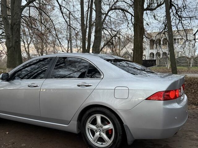 Серый Хонда Аккорд, объемом двигателя 2 л и пробегом 256 тыс. км за 5400 $, фото 3 на Automoto.ua