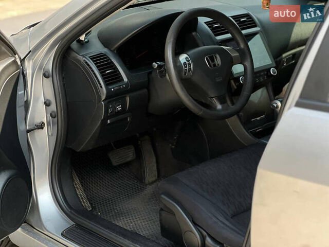 Серый Хонда Аккорд, объемом двигателя 2 л и пробегом 285 тыс. км за 5600 $, фото 6 на Automoto.ua