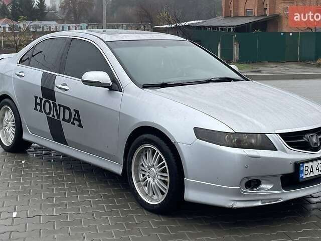Серый Хонда Аккорд, объемом двигателя 2 л и пробегом 250 тыс. км за 5500 $, фото 2 на Automoto.ua