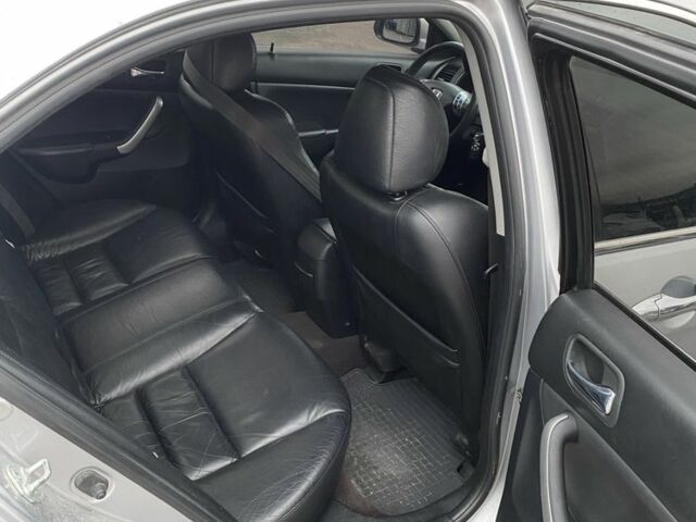 Серый Хонда Аккорд, объемом двигателя 2.4 л и пробегом 276 тыс. км за 5199 $, фото 10 на Automoto.ua