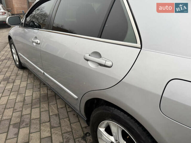 Сірий Хонда Аккорд, об'ємом двигуна 2.35 л та пробігом 281 тис. км за 4900 $, фото 14 на Automoto.ua