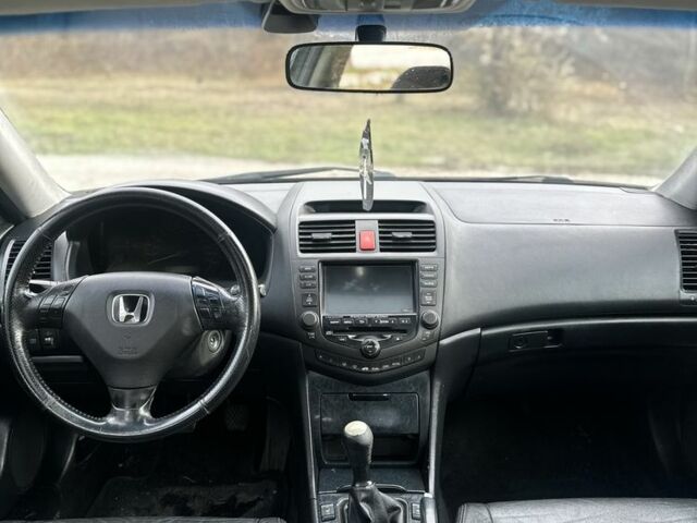 Сірий Хонда Аккорд, об'ємом двигуна 2.2 л та пробігом 250 тис. км за 3350 $, фото 7 на Automoto.ua