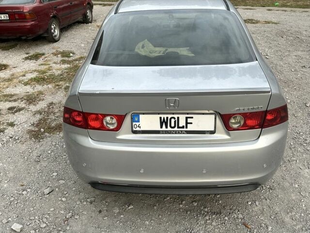 Серый Хонда Аккорд, объемом двигателя 2.2 л и пробегом 280 тыс. км за 6300 $, фото 3 на Automoto.ua