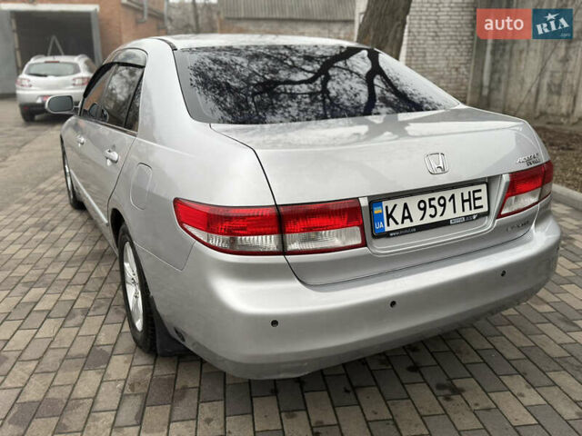 Сірий Хонда Аккорд, об'ємом двигуна 2.35 л та пробігом 281 тис. км за 4900 $, фото 12 на Automoto.ua