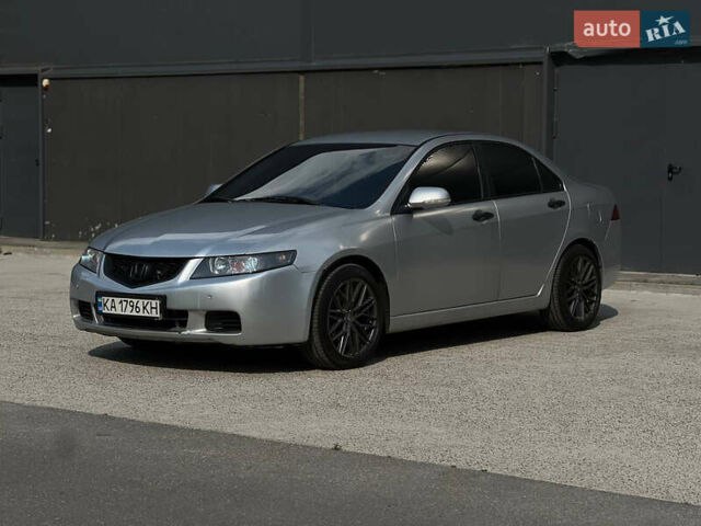 Серый Хонда Аккорд, объемом двигателя 2 л и пробегом 285 тыс. км за 5600 $, фото 3 на Automoto.ua