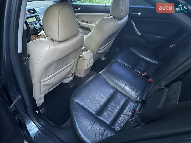 Серый Хонда Аккорд, объемом двигателя 2.2 л и пробегом 369 тыс. км за 6000 $, фото 25 на Automoto.ua