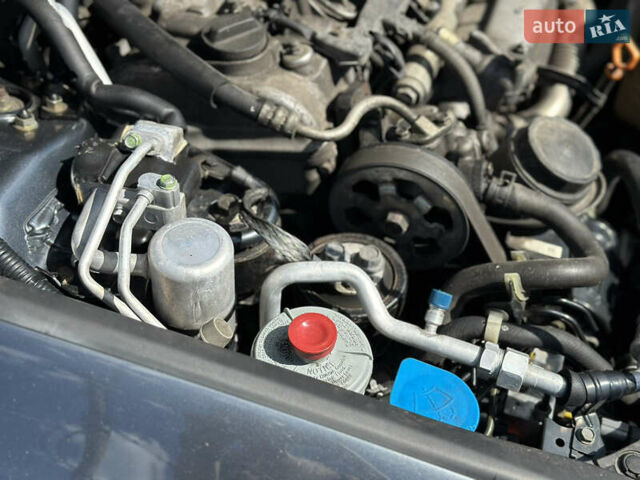 Серый Хонда Аккорд, объемом двигателя 2.2 л и пробегом 369 тыс. км за 6000 $, фото 16 на Automoto.ua