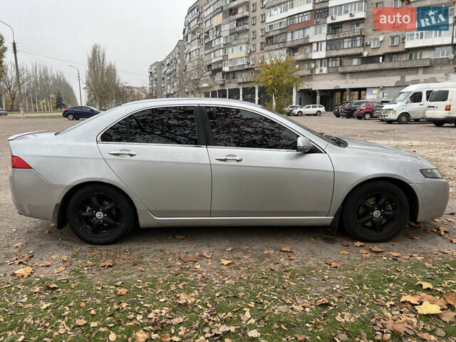 Серый Хонда Аккорд, объемом двигателя 2 л и пробегом 337 тыс. км за 5100 $, фото 4 на Automoto.ua