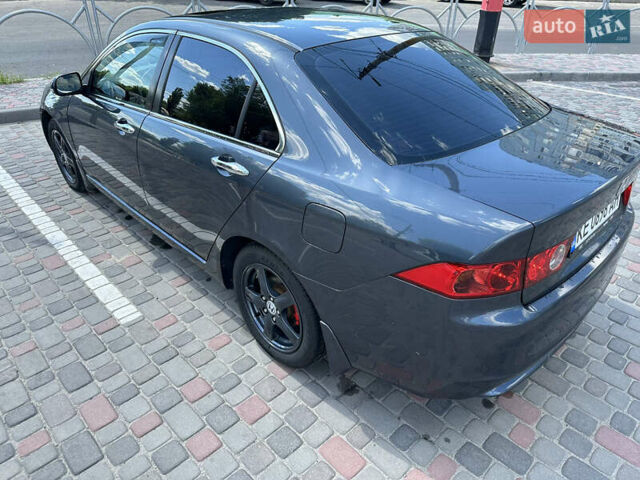 Серый Хонда Аккорд, объемом двигателя 2.2 л и пробегом 369 тыс. км за 6000 $, фото 13 на Automoto.ua