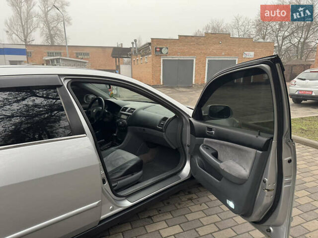 Сірий Хонда Аккорд, об'ємом двигуна 2.35 л та пробігом 281 тис. км за 4900 $, фото 22 на Automoto.ua