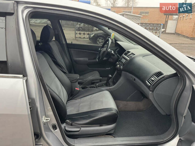 Сірий Хонда Аккорд, об'ємом двигуна 2.35 л та пробігом 281 тис. км за 4900 $, фото 23 на Automoto.ua