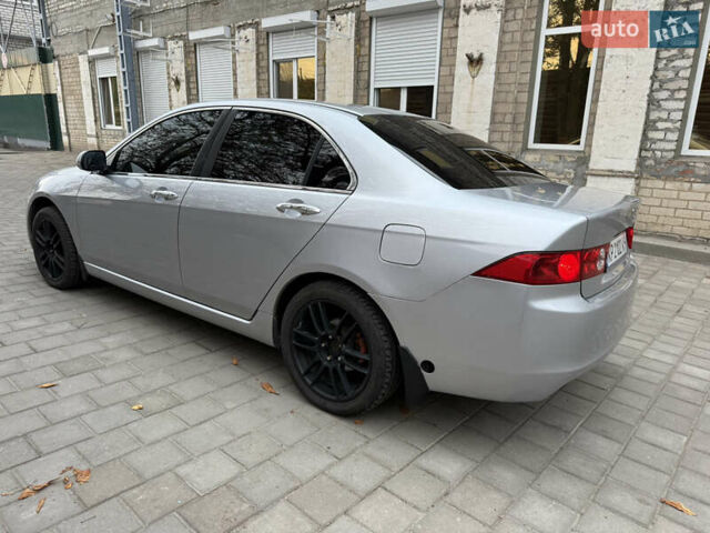 Серый Хонда Аккорд, объемом двигателя 2 л и пробегом 370 тыс. км за 4799 $, фото 3 на Automoto.ua