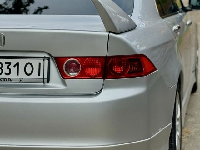 Серый Хонда Аккорд, объемом двигателя 2.4 л и пробегом 270 тыс. км за 3000 $, фото 6 на Automoto.ua