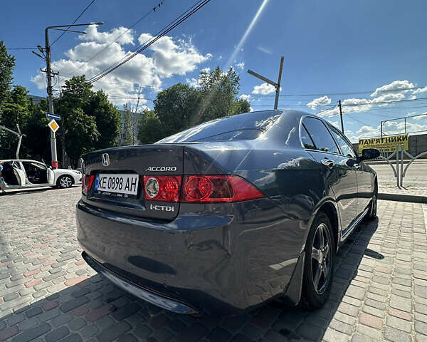 Серый Хонда Аккорд, объемом двигателя 2.2 л и пробегом 369 тыс. км за 6000 $, фото 15 на Automoto.ua